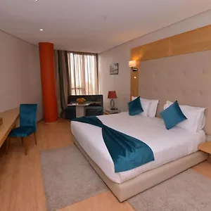 Le 135 Apartahotel Casa Blanca